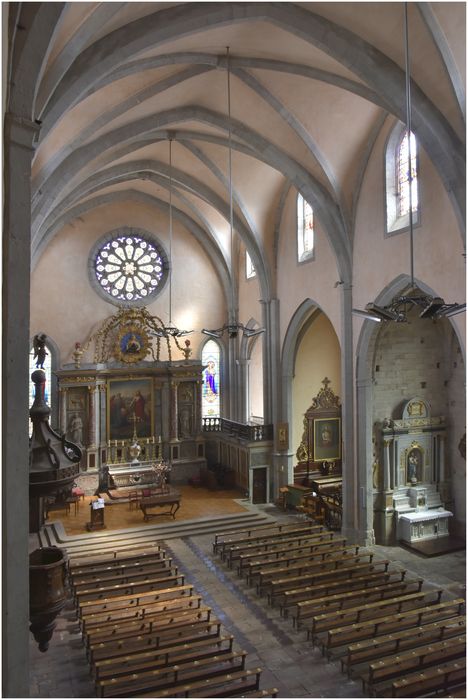 Eglise (ancienne cathédrale) : Nef, vue générale