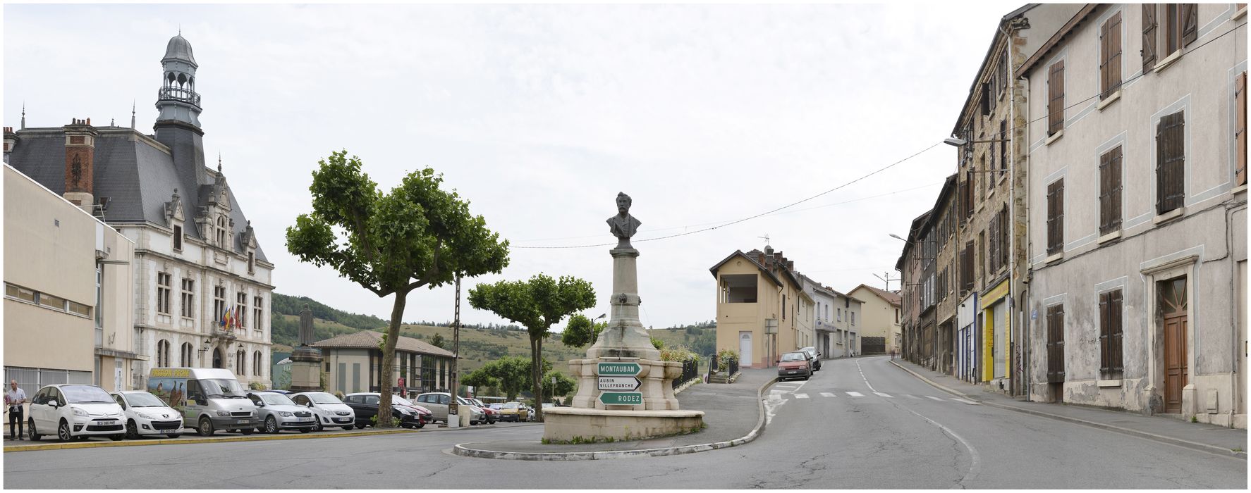 Fontaine, statue : Buste de Jules Cayrade