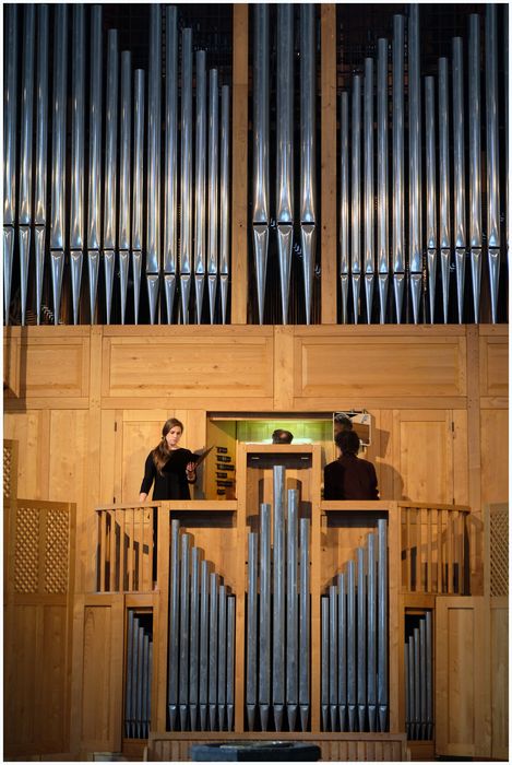 orgue de tribune, vue partielle