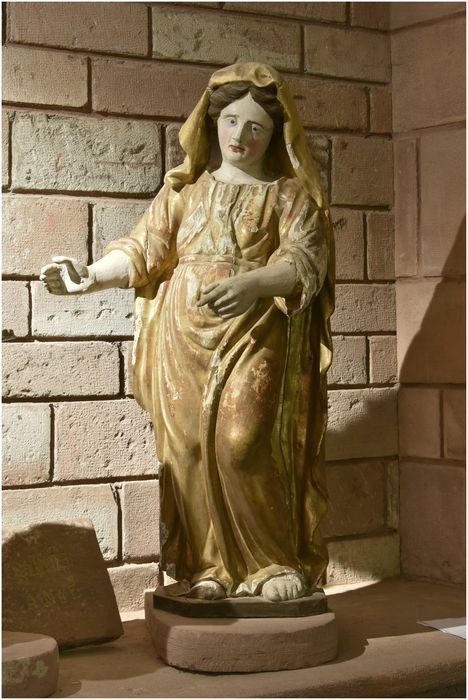 statue : sainte Anne