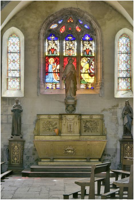 1ere travée sud. Chapelle du sacré-cœur, autel