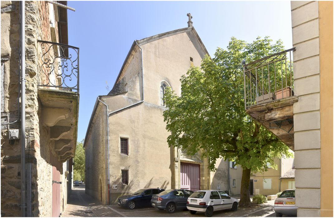 Eglise Saint-Augustin : Façade occidentale, vue générale