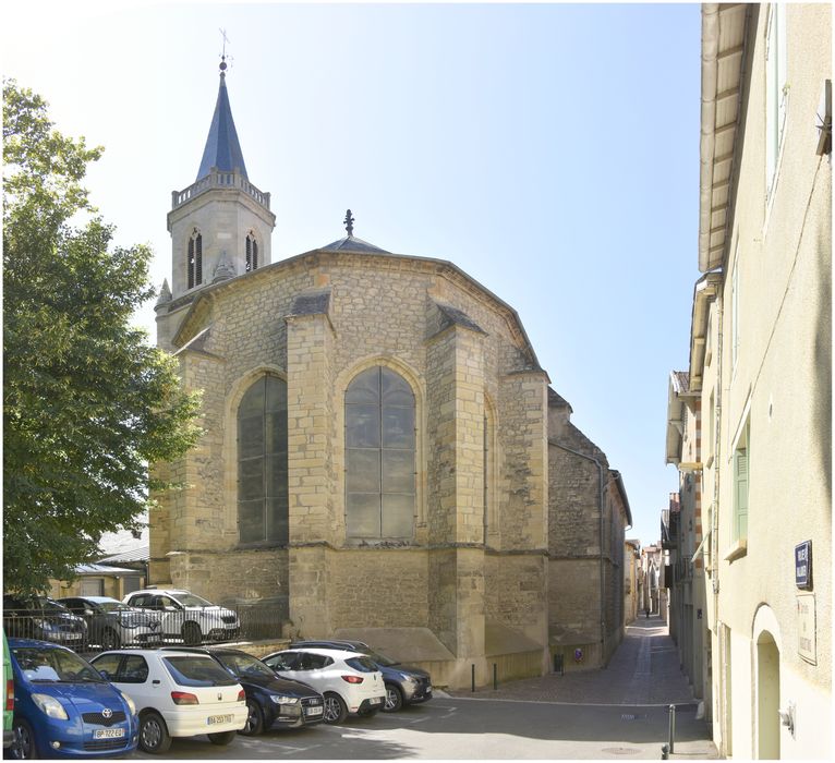 Eglise Saint-Augustin : Façade occidentale, vue générale