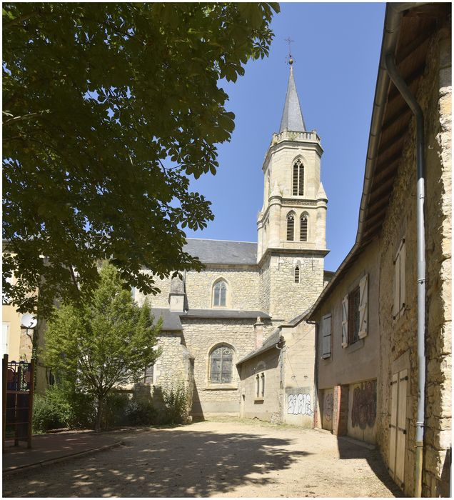 Eglise Saint-Augustin : Façade latérale sud, vue partielle