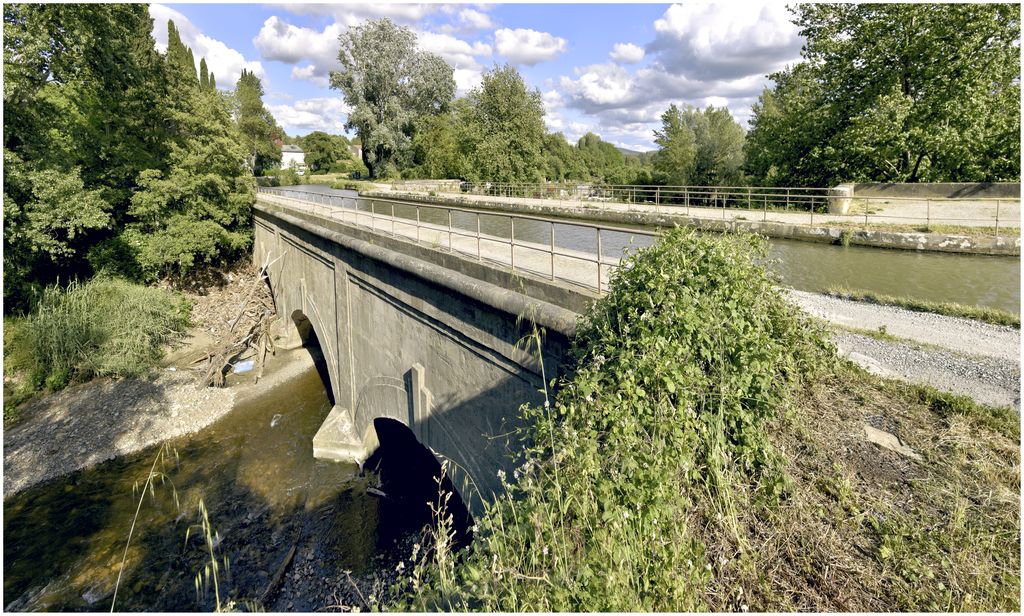 Pont aqueduc sur l'Orbiel.