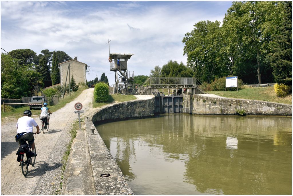 Ecluses du Fresquel. Bassin d'attente.