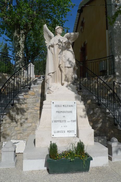 Vue d'ensemble du monument.