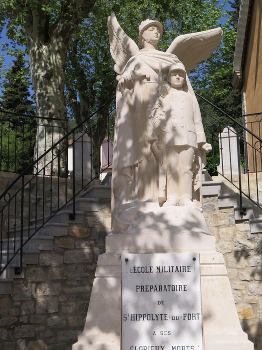 Vue d'ensemble du monument.