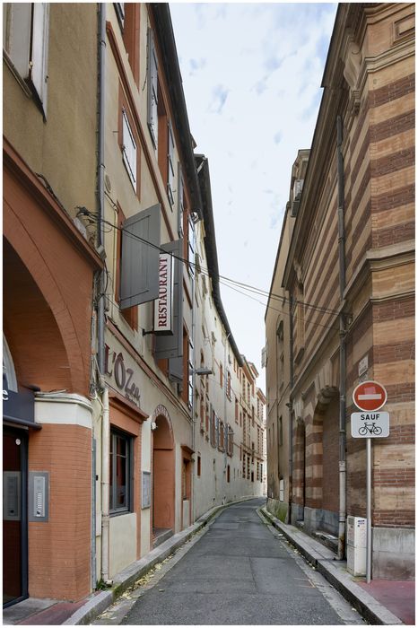 façade latérale nord, vue prises depuis la rue Nazareth