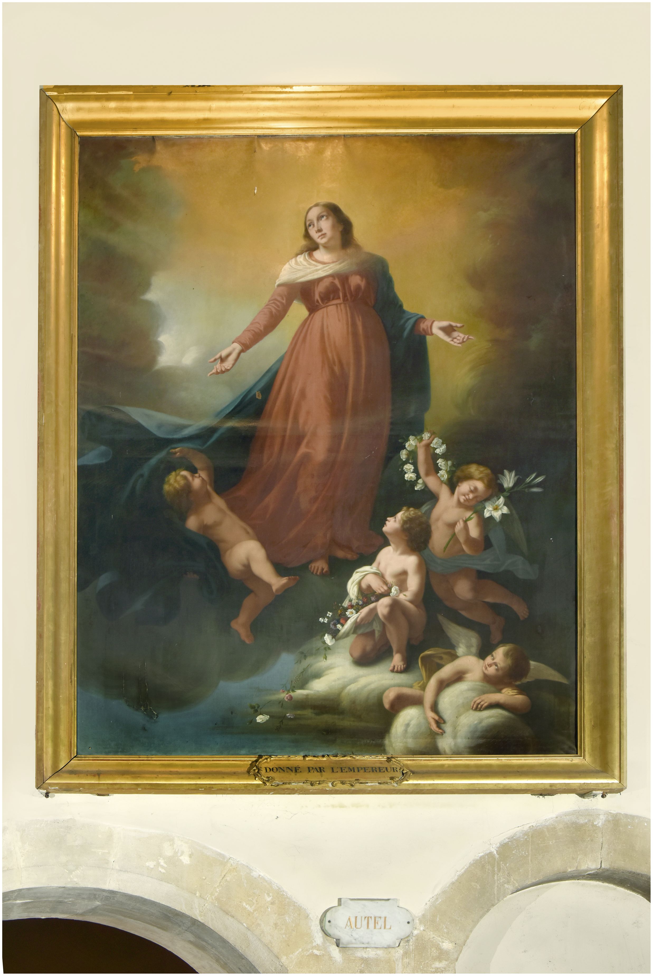 Chœur. Tableau de la Vierge, donné par l'empereur.