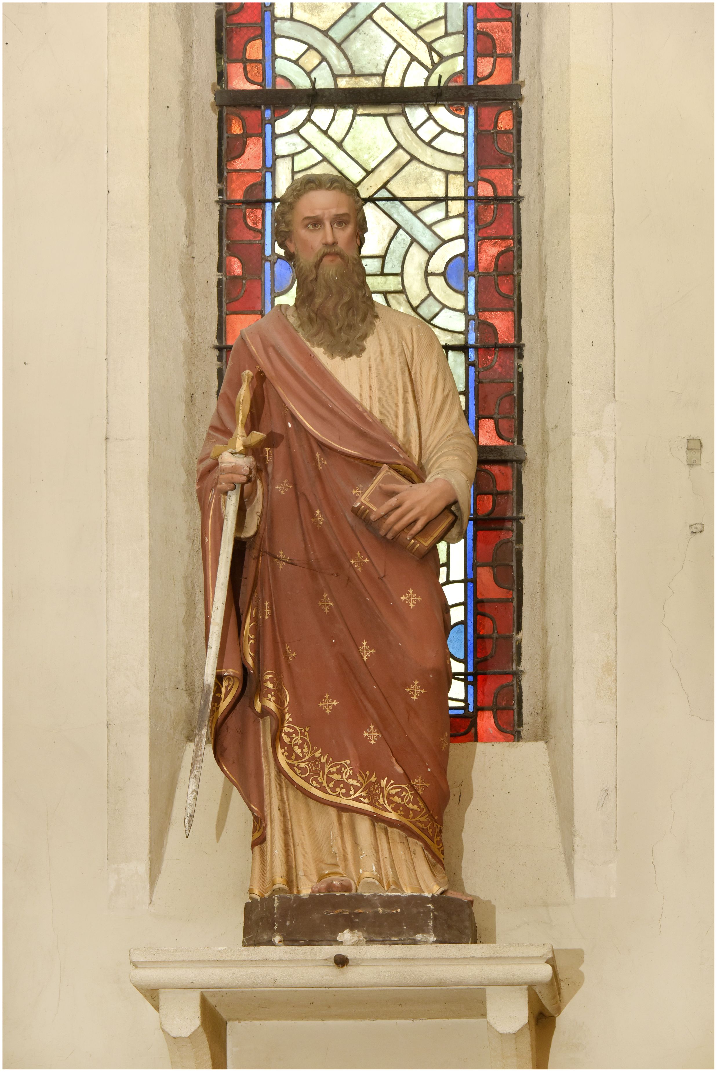 Statue de saint Paul.