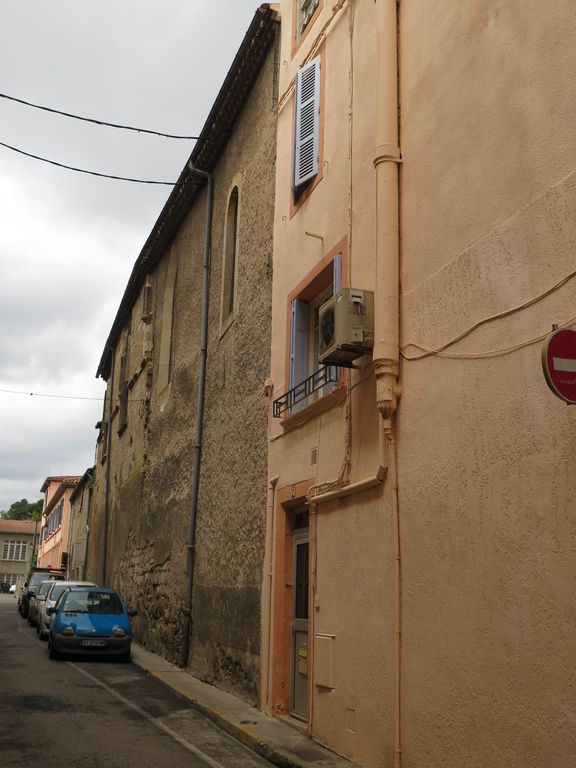 Côté sud de l'église des Augustins, vue depuis l'angle des rues des Augustins et du Marché.