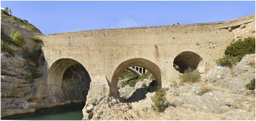 Arches du pont côté aval.