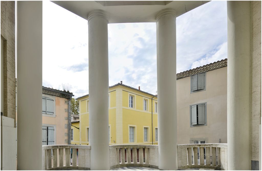 Balcon d’angle du foyer.