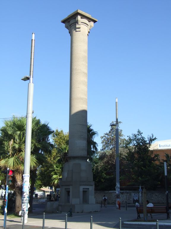 Colonne d'équilibrage de l'aqueduc Saint-Clément