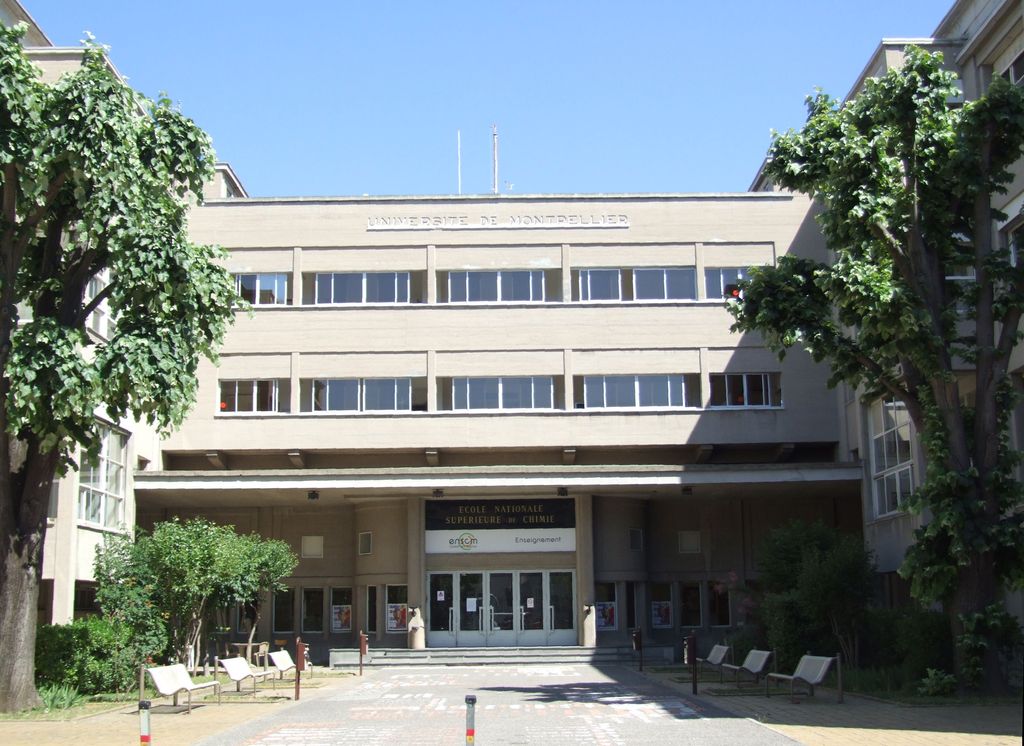 Vue de la partie centrale de la façade sud.