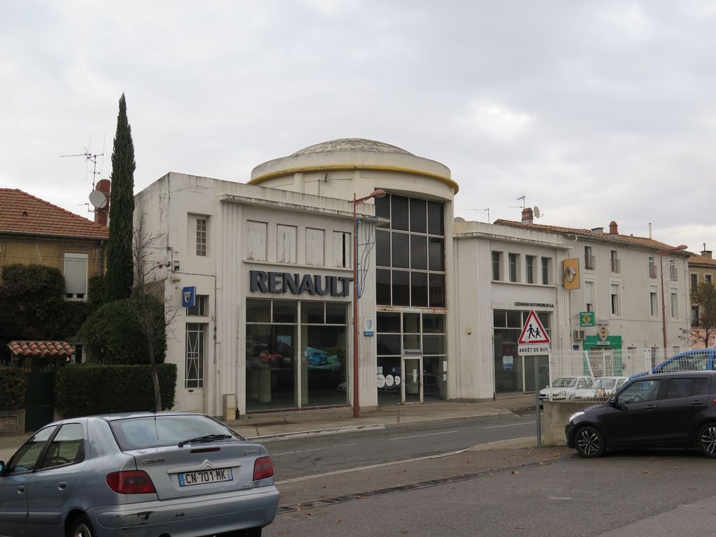 Façade sur l’avenue Georges-Clémenceau.