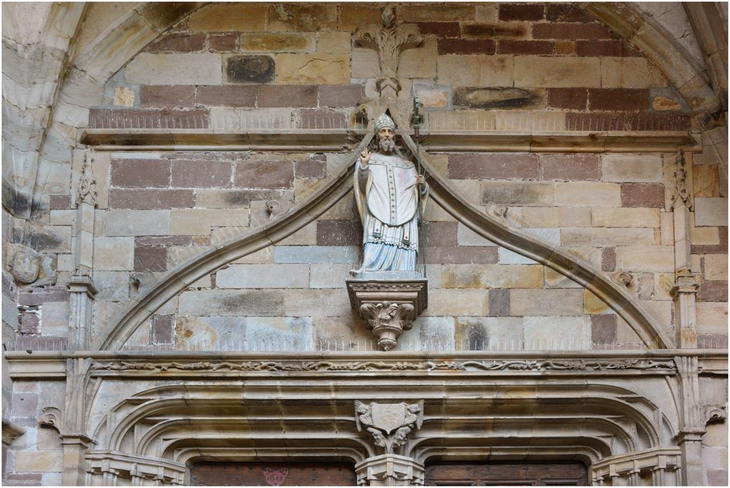 statue : Saint Sernin