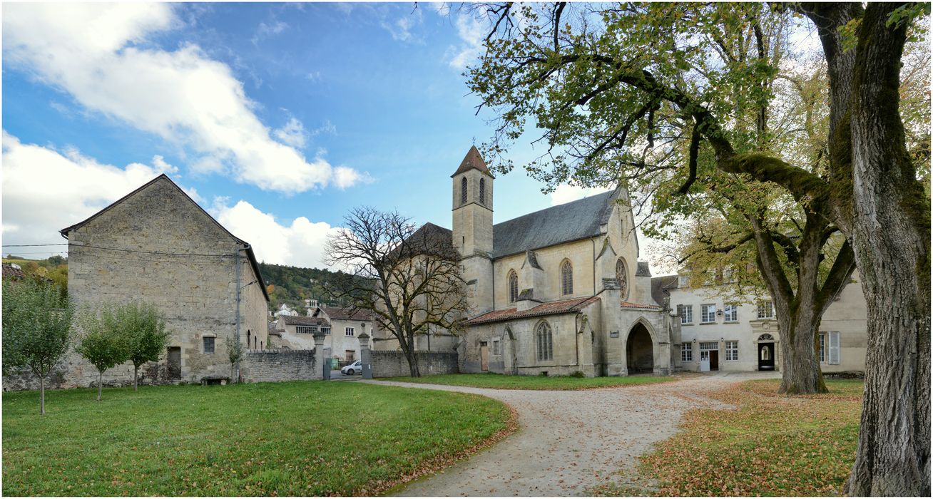 vue générale de la chapelle dans son environnement depuis le Nord-Ouest