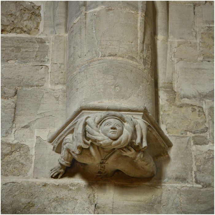 chapelle, détail d’un culot historié