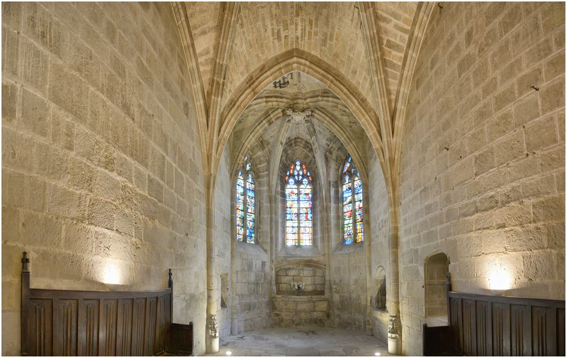 salle capitulaire prise depuis l'entrée