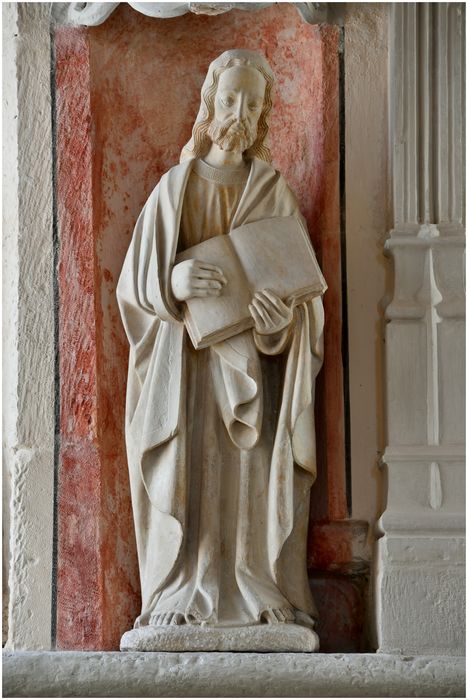 statue : Saint (?)