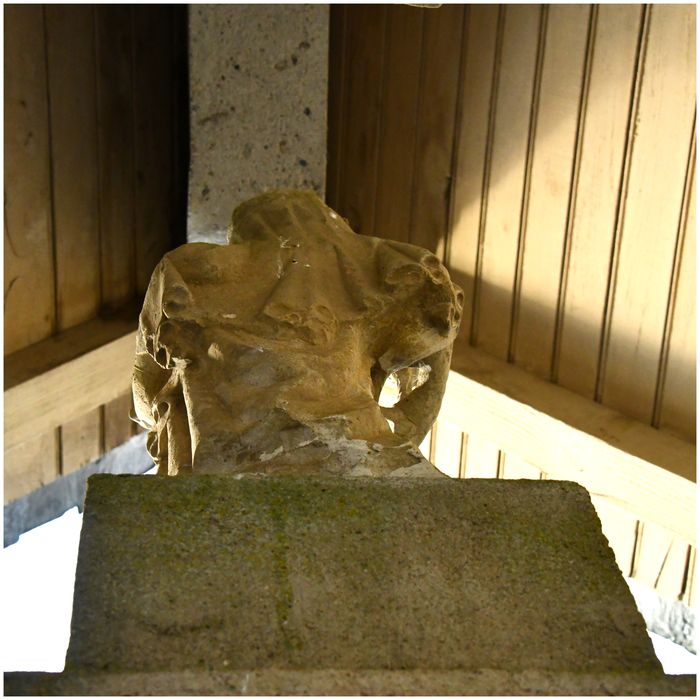 statue : Vierge à l'Enfant, revers - © Ministère de la Culture (France), Direction Régionale des Affaires Culturelles d'Occitanie, tous droits réservés