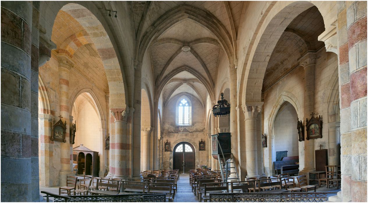 nef prise depuis le chœur