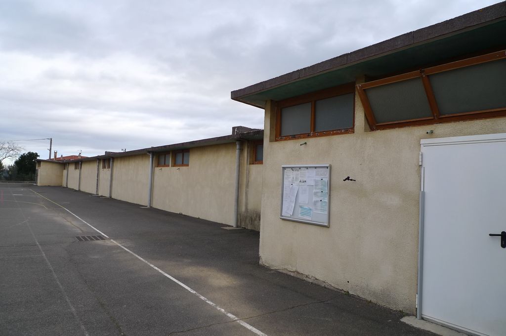 Façade arrière de l’école.