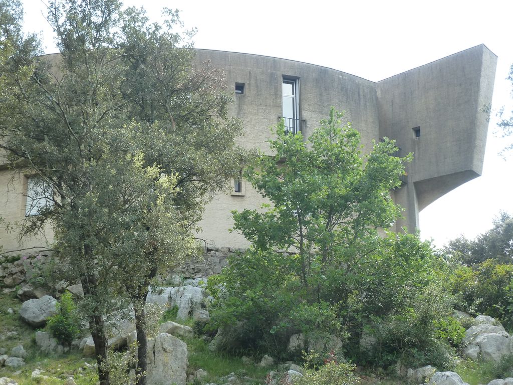 Bâtiment de l’hôtellerie. Façade est.