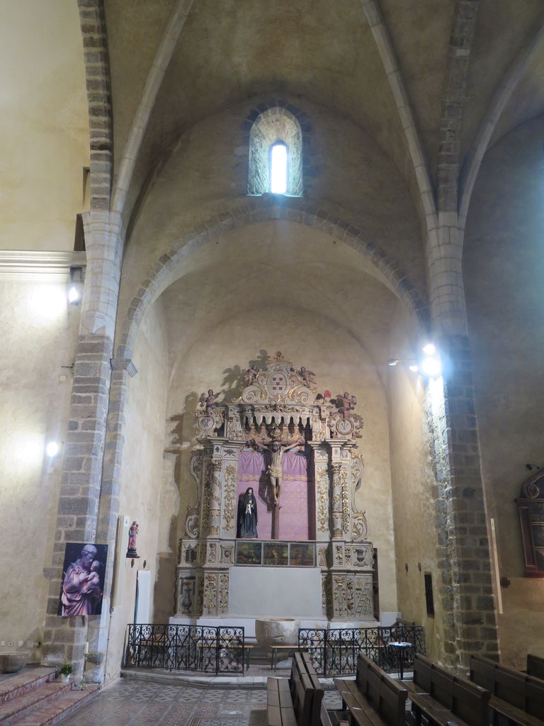 Chapelle sud, de la Sainte-Croix ou de la Sanch.