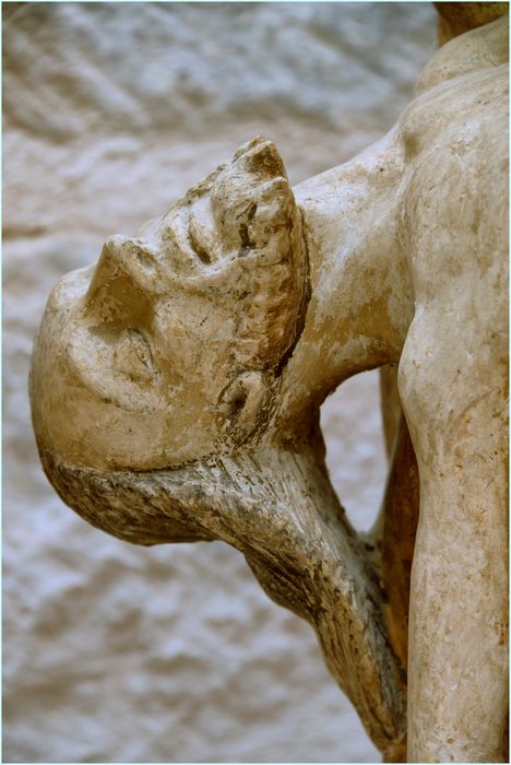Groupe sculpté, détail : Vierge de Pitié 