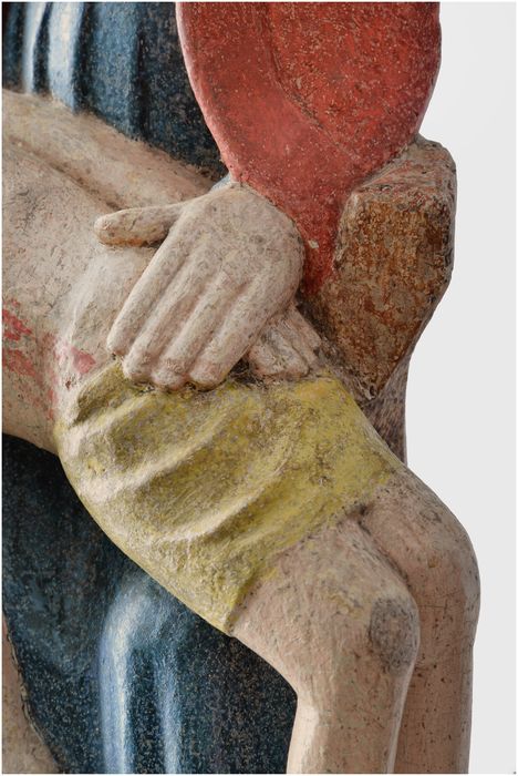 Groupe sculpté : Vierge de Pitié, détail