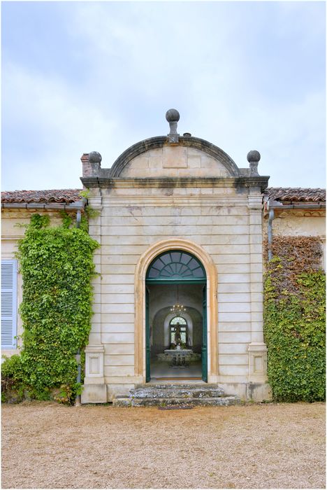 Façade sud-est du corps de logis principal