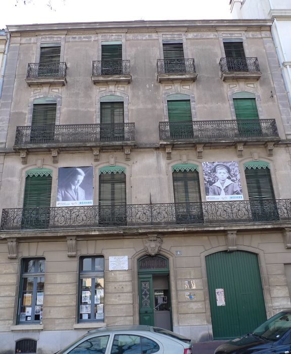 façade sur rue