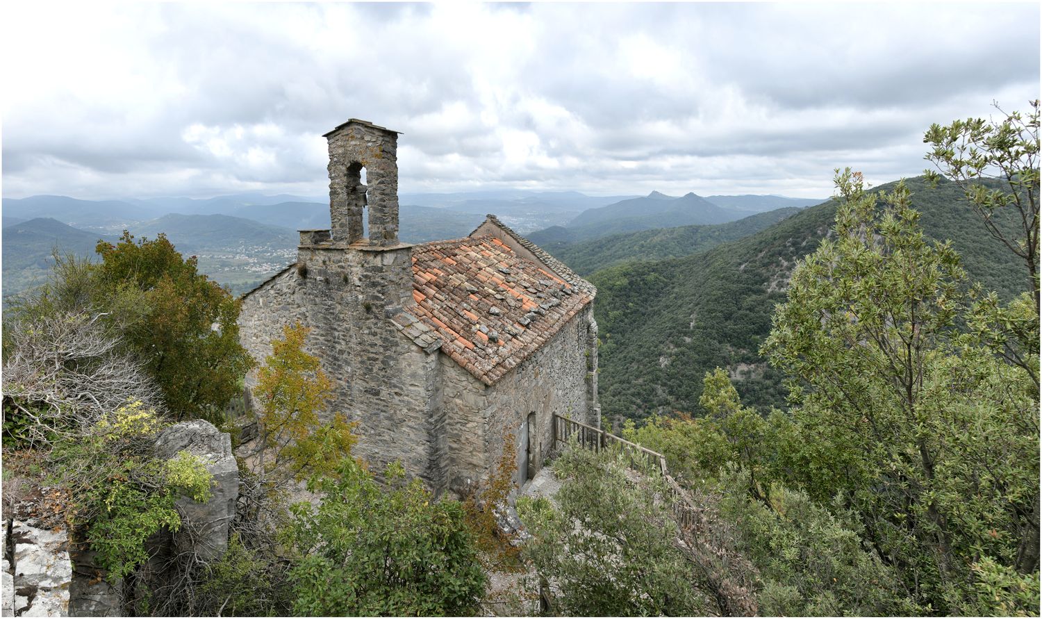 Vue d’ensemble de la chapelle.