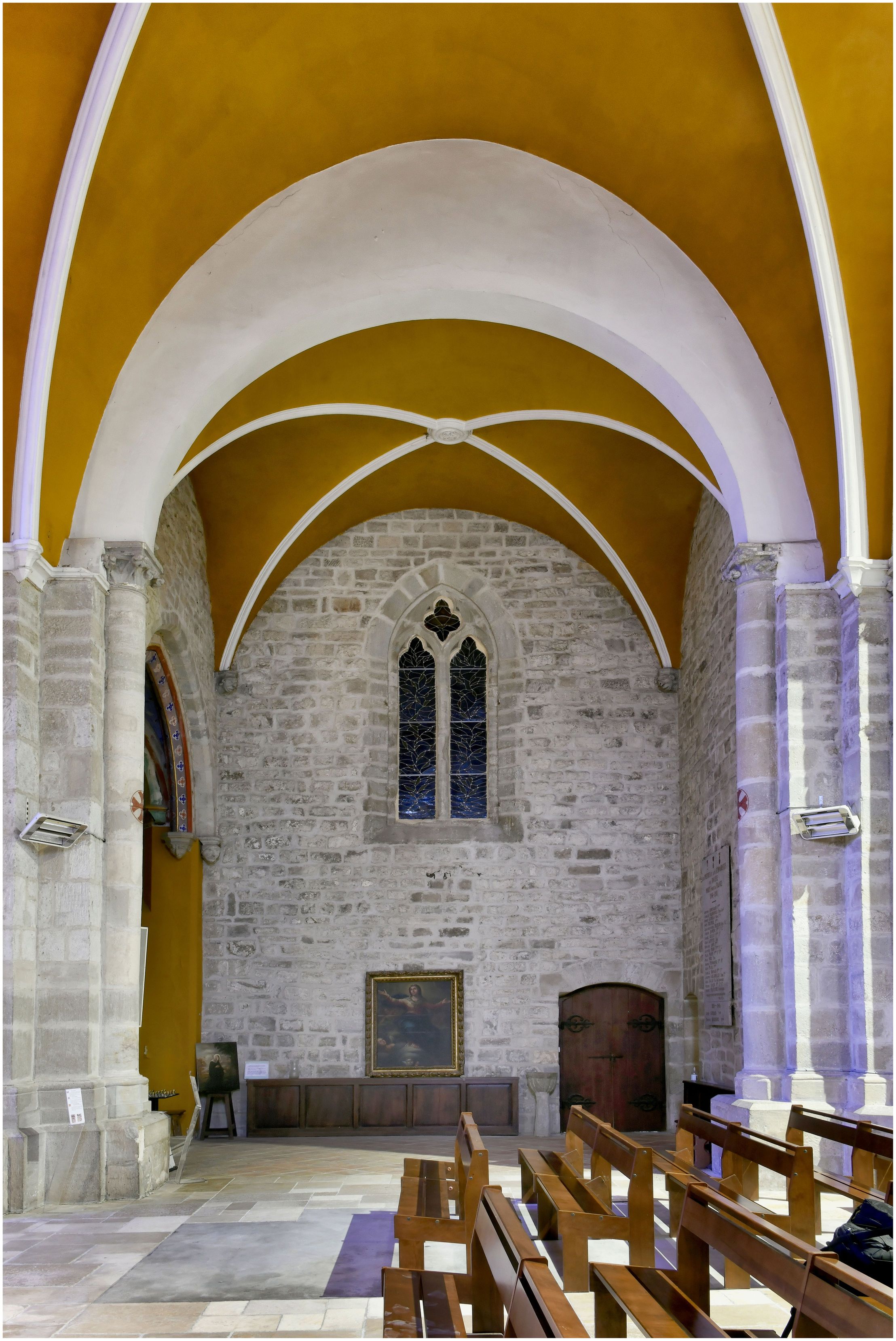 Côté sud chapelle de la Vierge.