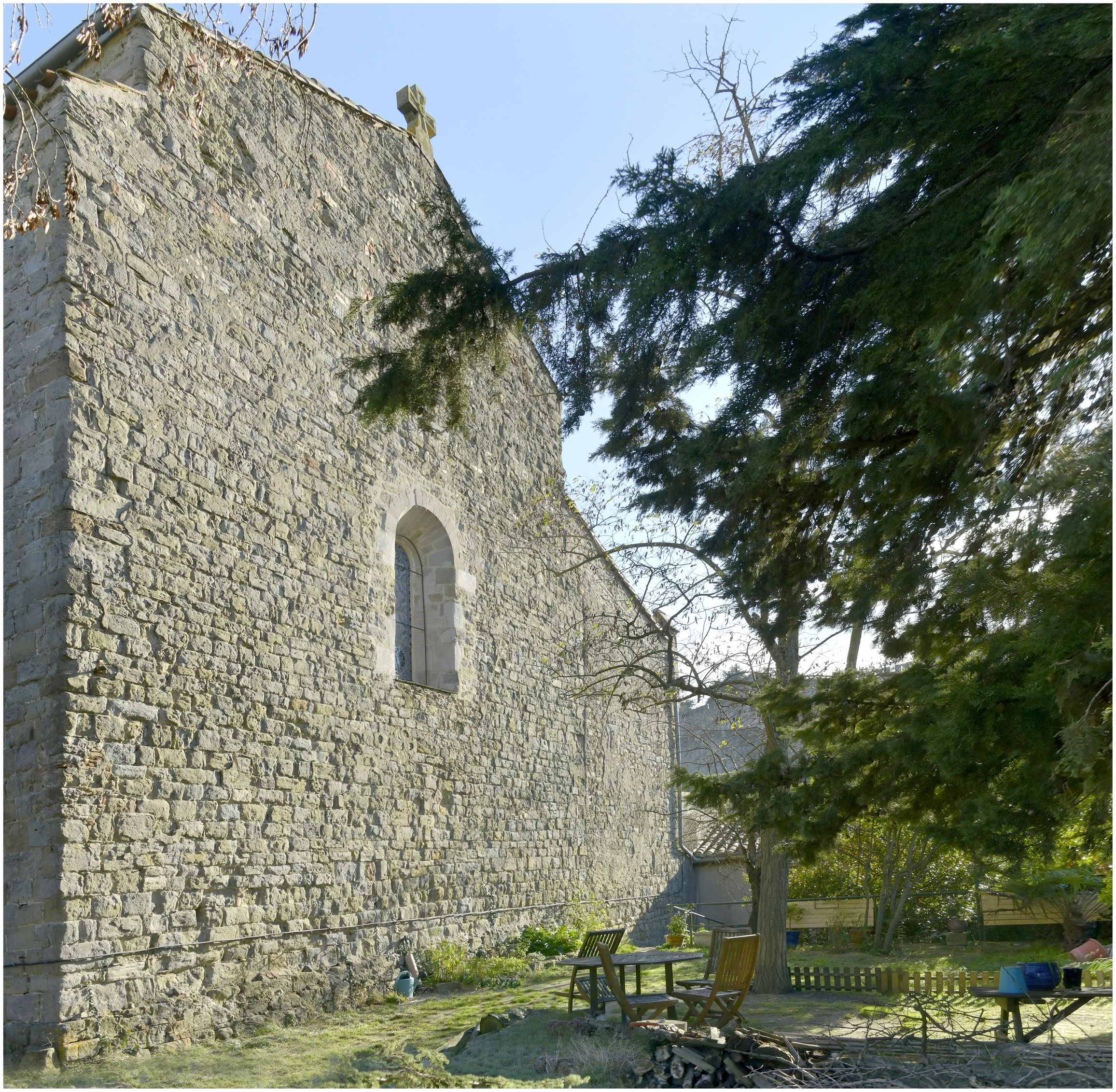 Chapelle : façade occidentale.