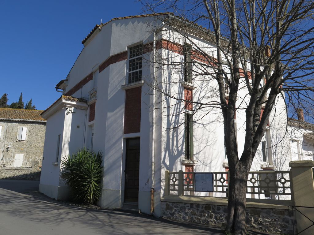 Façade latérale, logements de fonction.