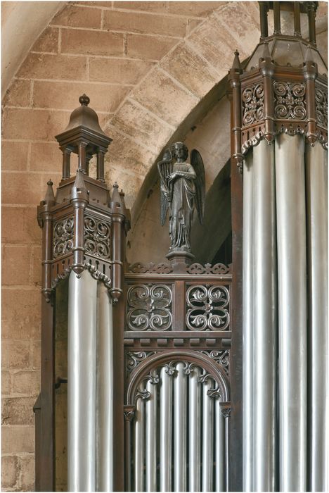 orgue de tribune, vue partielle