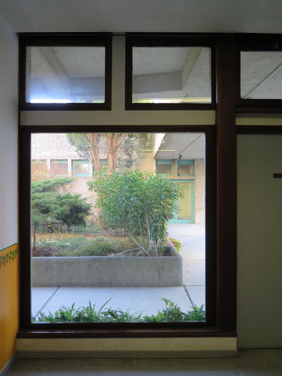 Entrée salle de cours sur le patio.