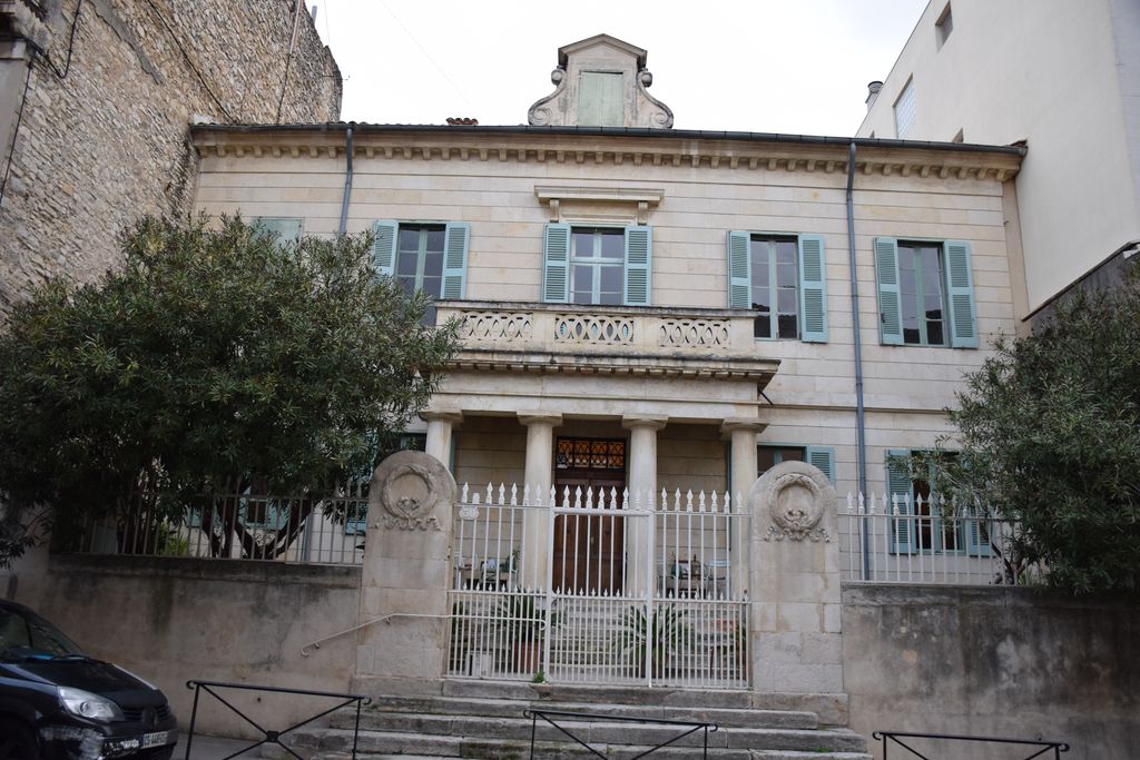 Façade rue Clérisseau.