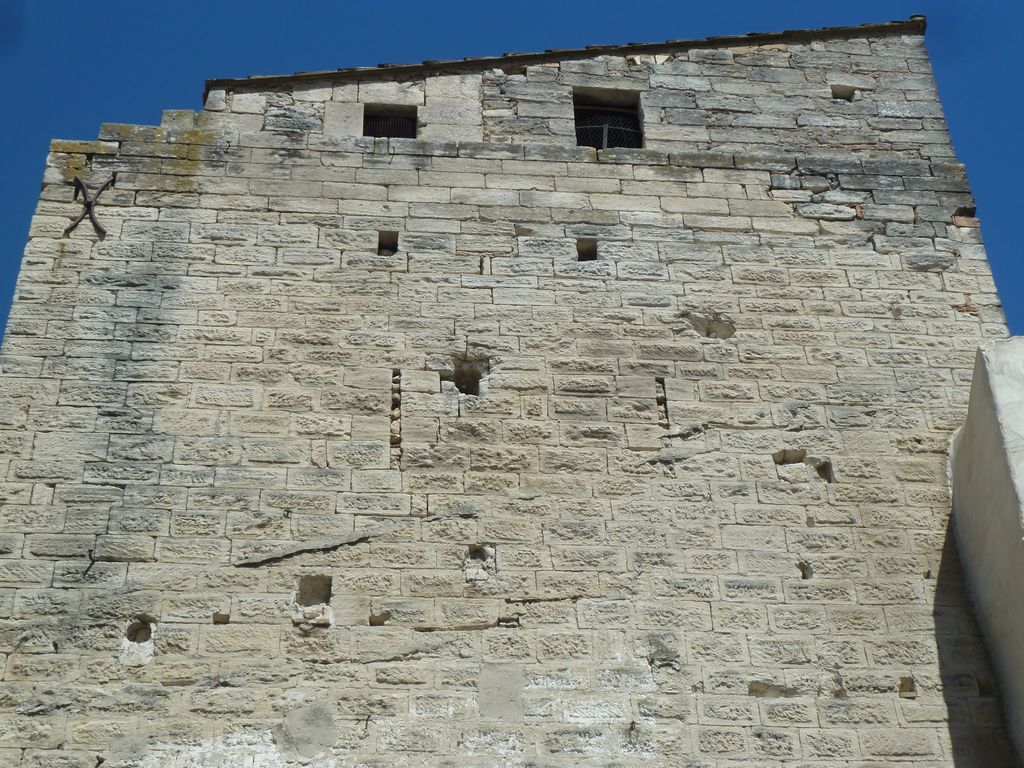 Mur sud de la tour.