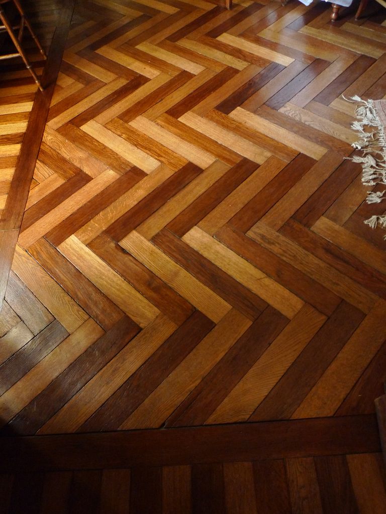 Parquet du petit salon.