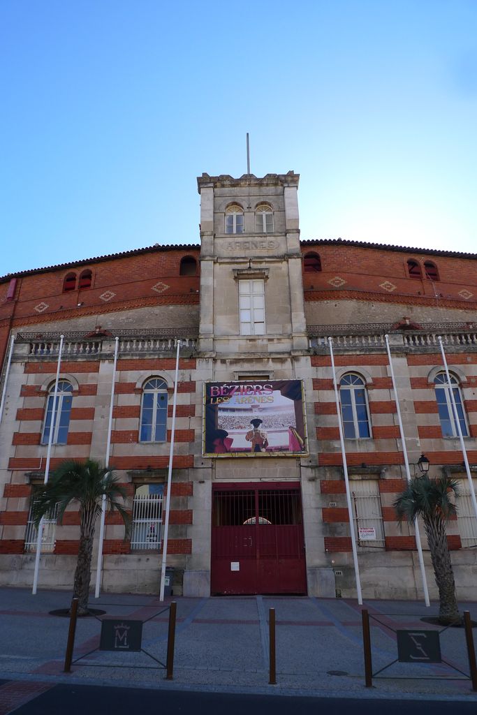 Arènes à taureaux