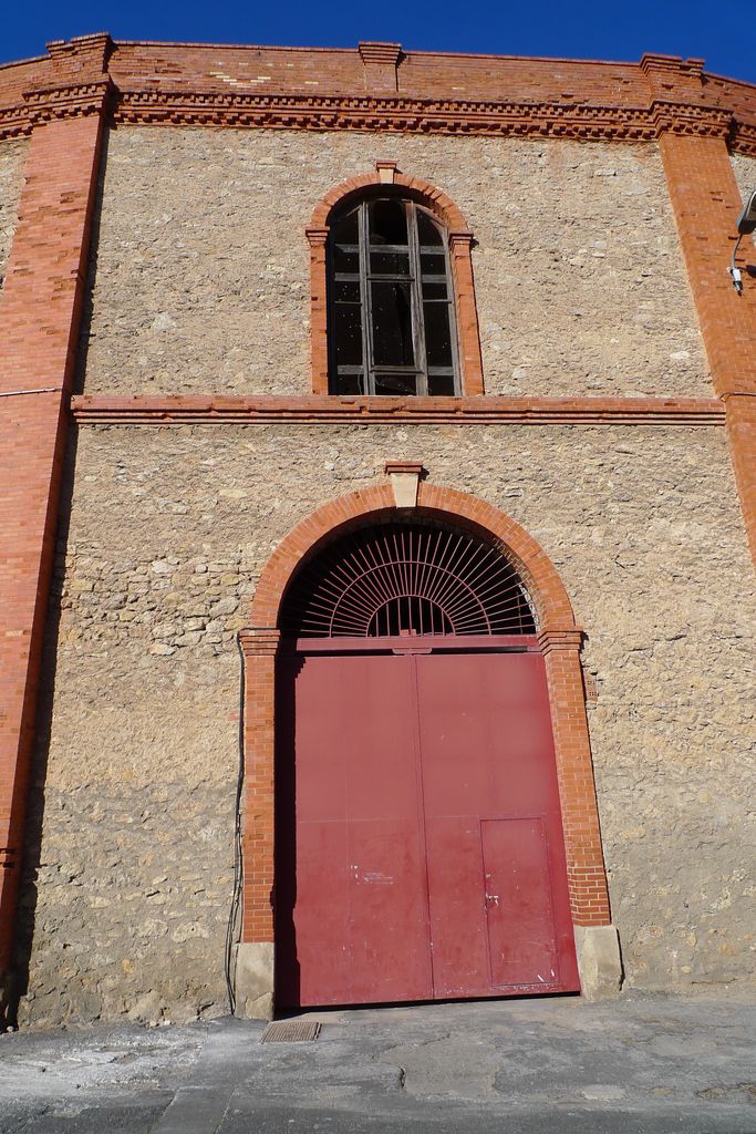 Arènes à taureaux