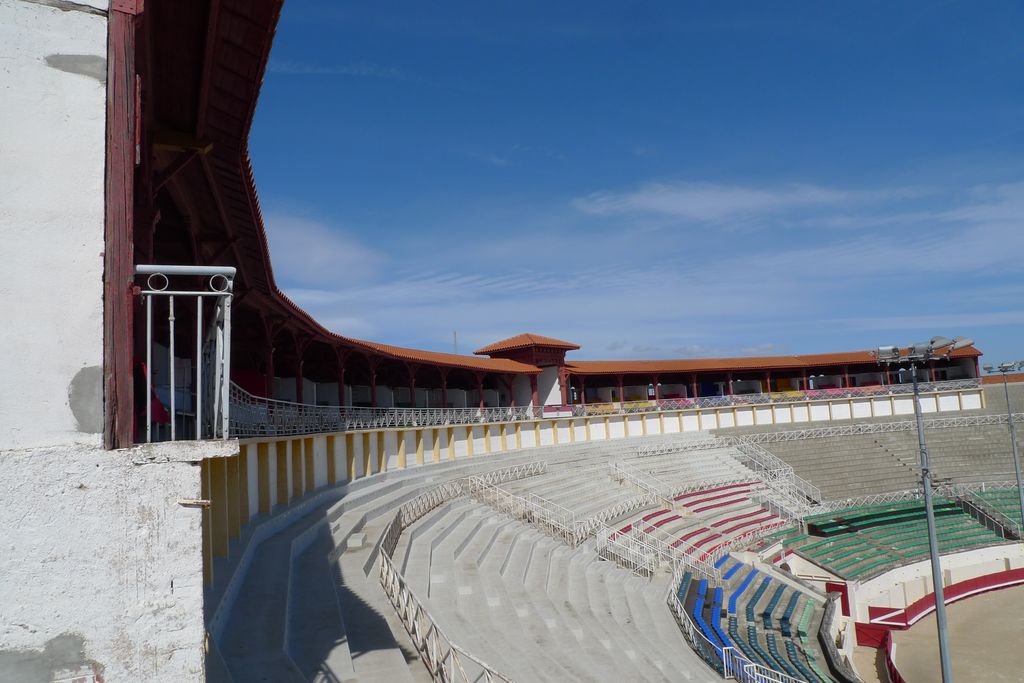 Arènes à taureaux