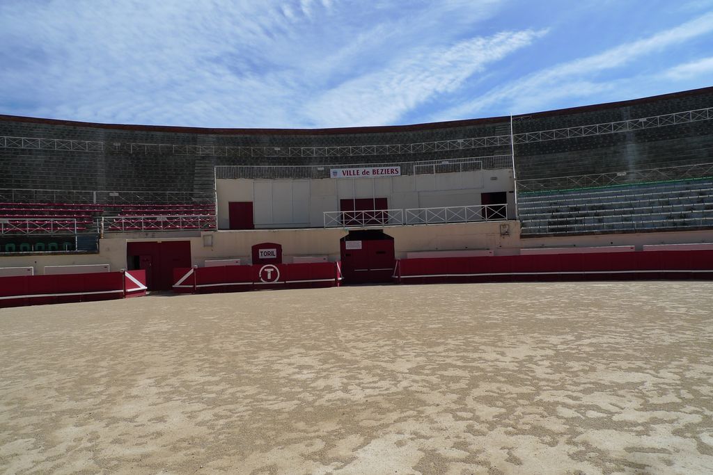 Arènes à taureaux