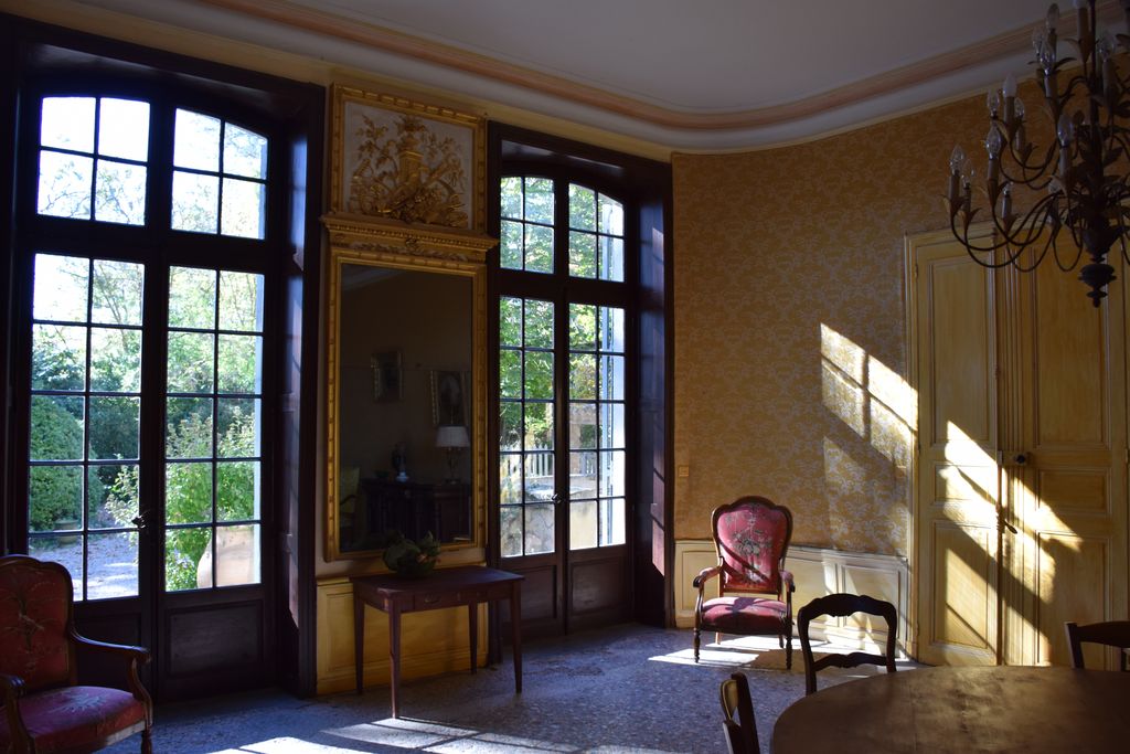 Salle à manger.