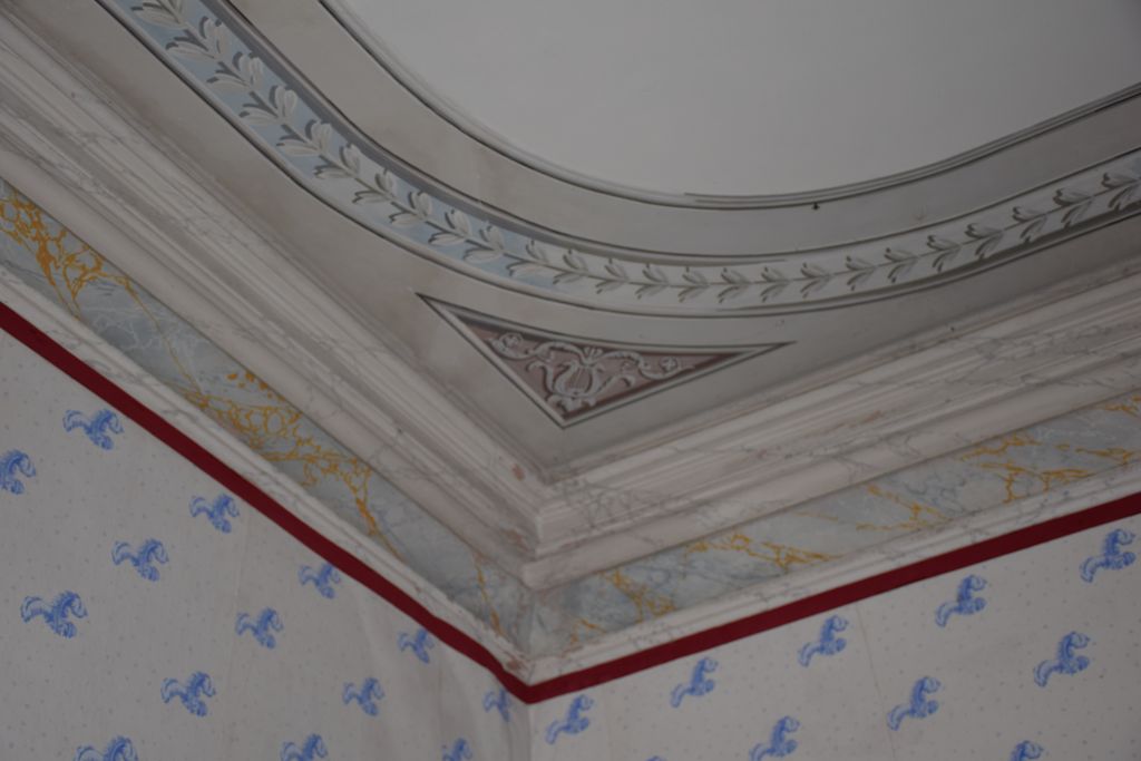 Détail du plafond de la chambre.